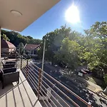 Park Tapolca - Corner Bed & Breakfast Miskolc