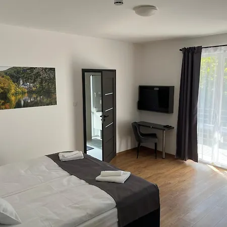 Bed and breakfast Park Tapolca - Corner Miskolc