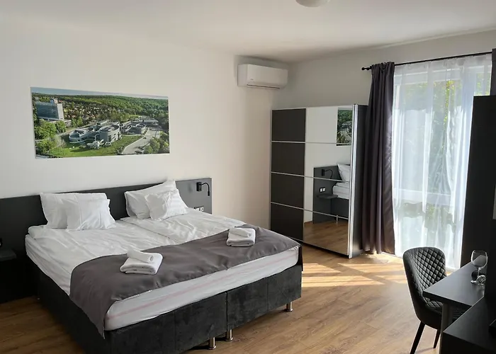 Park Tapolca - Corner Bed & Breakfast 4*