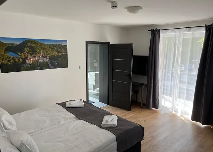 Park Tapolca - Corner Bed & Breakfast Miskolc
